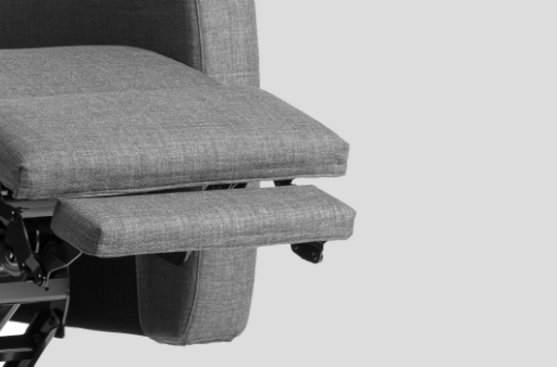 Ausgefahrene Fussstützenverlängerung am Sessel mit Aufstehhilfe